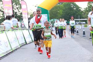 BIB: 873
                            <button type="button" onclick="openModal(3555006)" class="btn btn-primary btn-sm float-right btn-popup" data-toggle="modal" data-target=".modal-high-quality">
                        <i class="fas fa-shopping-cart"></i> Add to Cart
                    </button>
                                            <button type="button" onclick="isThisMe(3555006, true)" class="btn btn-success btn-sm float-right btn-popup btn-isme hidden" data-toggle="tooltip" data-placement="bottom" title="นี่คือรูปของคุณใช่ไหม คลิกที่นี่เพื่อเอาเข้าอัลบั้ม">
                        <i class="fas fa-plus"></i> Add to album
                    </button>
                    <button type="button" onclick="isThisMe(3555006, false)" class="btn btn-warning btn-sm float-right btn-popup btn-isnotme hidden">
                        <i class="fas fa-ban"></i> Remove from album
                    </button>