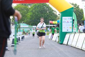 BIB: 2303
                            <button type="button" onclick="openModal(3555028)" class="btn btn-primary btn-sm float-right btn-popup" data-toggle="modal" data-target=".modal-high-quality">
                        <i class="fas fa-shopping-cart"></i> Add to Cart
                    </button>
                                            <button type="button" onclick="isThisMe(3555028, true)" class="btn btn-success btn-sm float-right btn-popup btn-isme hidden" data-toggle="tooltip" data-placement="bottom" title="นี่คือรูปของคุณใช่ไหม คลิกที่นี่เพื่อเอาเข้าอัลบั้ม">
                        <i class="fas fa-plus"></i> Add to album
                    </button>
                    <button type="button" onclick="isThisMe(3555028, false)" class="btn btn-warning btn-sm float-right btn-popup btn-isnotme hidden">
                        <i class="fas fa-ban"></i> Remove from album
                    </button>