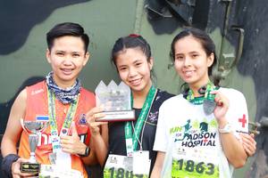 BIB: 180, 11809, 1810, 
                            <button type="button" onclick="openModal(3555349)" class="btn btn-primary btn-sm float-right btn-popup" data-toggle="modal" data-target=".modal-high-quality">
                        <i class="fas fa-shopping-cart"></i> Add to Cart
                    </button>
                                            <button type="button" onclick="isThisMe(3555349, true)" class="btn btn-success btn-sm float-right btn-popup btn-isme hidden" data-toggle="tooltip" data-placement="bottom" title="นี่คือรูปของคุณใช่ไหม คลิกที่นี่เพื่อเอาเข้าอัลบั้ม">
                        <i class="fas fa-plus"></i> Add to album
                    </button>
                    <button type="button" onclick="isThisMe(3555349, false)" class="btn btn-warning btn-sm float-right btn-popup btn-isnotme hidden">
                        <i class="fas fa-ban"></i> Remove from album
                    </button>