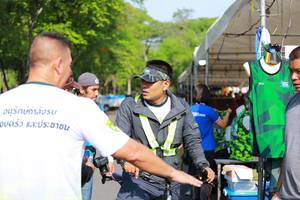 BIB: 
                            <button type="button" onclick="openModal(3550536)" class="btn btn-primary btn-sm float-right btn-popup" data-toggle="modal" data-target=".modal-high-quality">
                        <i class="fas fa-shopping-cart"></i> Add to Cart
                    </button>
                                            <button type="button" onclick="isThisMe(3550536, true)" class="btn btn-success btn-sm float-right btn-popup btn-isme hidden" data-toggle="tooltip" data-placement="bottom" title="นี่คือรูปของคุณใช่ไหม คลิกที่นี่เพื่อเอาเข้าอัลบั้ม">
                        <i class="fas fa-plus"></i> Add to album
                    </button>
                    <button type="button" onclick="isThisMe(3550536, false)" class="btn btn-warning btn-sm float-right btn-popup btn-isnotme hidden">
                        <i class="fas fa-ban"></i> Remove from album
                    </button>