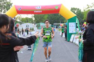 BIB: 2531
                            <button type="button" onclick="openModal(3555092)" class="btn btn-primary btn-sm float-right btn-popup" data-toggle="modal" data-target=".modal-high-quality">
                        <i class="fas fa-shopping-cart"></i> Add to Cart
                    </button>
                                            <button type="button" onclick="isThisMe(3555092, true)" class="btn btn-success btn-sm float-right btn-popup btn-isme hidden" data-toggle="tooltip" data-placement="bottom" title="นี่คือรูปของคุณใช่ไหม คลิกที่นี่เพื่อเอาเข้าอัลบั้ม">
                        <i class="fas fa-plus"></i> Add to album
                    </button>
                    <button type="button" onclick="isThisMe(3555092, false)" class="btn btn-warning btn-sm float-right btn-popup btn-isnotme hidden">
                        <i class="fas fa-ban"></i> Remove from album
                    </button>