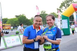 BIB: 2287
                            <button type="button" onclick="openModal(3555123)" class="btn btn-primary btn-sm float-right btn-popup" data-toggle="modal" data-target=".modal-high-quality">
                        <i class="fas fa-shopping-cart"></i> Add to Cart
                    </button>
                                            <button type="button" onclick="isThisMe(3555123, true)" class="btn btn-success btn-sm float-right btn-popup btn-isme hidden" data-toggle="tooltip" data-placement="bottom" title="นี่คือรูปของคุณใช่ไหม คลิกที่นี่เพื่อเอาเข้าอัลบั้ม">
                        <i class="fas fa-plus"></i> Add to album
                    </button>
                    <button type="button" onclick="isThisMe(3555123, false)" class="btn btn-warning btn-sm float-right btn-popup btn-isnotme hidden">
                        <i class="fas fa-ban"></i> Remove from album
                    </button>