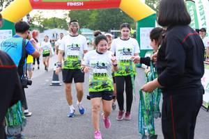 BIB: 1742, 1741, 1753
                            <button type="button" onclick="openModal(3555212)" class="btn btn-primary btn-sm float-right btn-popup" data-toggle="modal" data-target=".modal-high-quality">
                        <i class="fas fa-shopping-cart"></i> Add to Cart
                    </button>
                                            <button type="button" onclick="isThisMe(3555212, true)" class="btn btn-success btn-sm float-right btn-popup btn-isme hidden" data-toggle="tooltip" data-placement="bottom" title="นี่คือรูปของคุณใช่ไหม คลิกที่นี่เพื่อเอาเข้าอัลบั้ม">
                        <i class="fas fa-plus"></i> Add to album
                    </button>
                    <button type="button" onclick="isThisMe(3555212, false)" class="btn btn-warning btn-sm float-right btn-popup btn-isnotme hidden">
                        <i class="fas fa-ban"></i> Remove from album
                    </button>