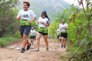 BIB: 1830
                            <button type="button" onclick="openModal(3569973)" class="btn btn-primary btn-sm float-right btn-popup" data-toggle="modal" data-target=".modal-high-quality">
                        <i class="fas fa-shopping-cart"></i> Add to Cart
                    </button>
                                            <button type="button" onclick="isThisMe(3569973, true)" class="btn btn-success btn-sm float-right btn-popup btn-isme hidden" data-toggle="tooltip" data-placement="bottom" title="นี่คือรูปของคุณใช่ไหม คลิกที่นี่เพื่อเอาเข้าอัลบั้ม">
                        <i class="fas fa-plus"></i> Add to album
                    </button>
                    <button type="button" onclick="isThisMe(3569973, false)" class="btn btn-warning btn-sm float-right btn-popup btn-isnotme hidden">
                        <i class="fas fa-ban"></i> Remove from album
                    </button>