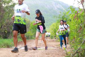 BIB: 1806
                            <button type="button" onclick="openModal(3573633)" class="btn btn-primary btn-sm float-right btn-popup" data-toggle="modal" data-target=".modal-high-quality">
                        <i class="fas fa-shopping-cart"></i> Add to Cart
                    </button>
                                            <button type="button" onclick="isThisMe(3573633, true)" class="btn btn-success btn-sm float-right btn-popup btn-isme hidden" data-toggle="tooltip" data-placement="bottom" title="นี่คือรูปของคุณใช่ไหม คลิกที่นี่เพื่อเอาเข้าอัลบั้ม">
                        <i class="fas fa-plus"></i> Add to album
                    </button>
                    <button type="button" onclick="isThisMe(3573633, false)" class="btn btn-warning btn-sm float-right btn-popup btn-isnotme hidden">
                        <i class="fas fa-ban"></i> Remove from album
                    </button>