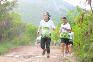 BIB: 827
                            <button type="button" onclick="openModal(3573479)" class="btn btn-primary btn-sm float-right btn-popup" data-toggle="modal" data-target=".modal-high-quality">
                        <i class="fas fa-shopping-cart"></i> Add to Cart
                    </button>
                                            <button type="button" onclick="isThisMe(3573479, true)" class="btn btn-success btn-sm float-right btn-popup btn-isme hidden" data-toggle="tooltip" data-placement="bottom" title="นี่คือรูปของคุณใช่ไหม คลิกที่นี่เพื่อเอาเข้าอัลบั้ม">
                        <i class="fas fa-plus"></i> Add to album
                    </button>
                    <button type="button" onclick="isThisMe(3573479, false)" class="btn btn-warning btn-sm float-right btn-popup btn-isnotme hidden">
                        <i class="fas fa-ban"></i> Remove from album
                    </button>