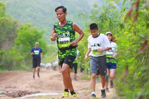 BIB: 2629
                            <button type="button" onclick="openModal(3578875)" class="btn btn-primary btn-sm float-right btn-popup" data-toggle="modal" data-target=".modal-high-quality">
                        <i class="fas fa-shopping-cart"></i> Add to Cart
                    </button>
                                            <button type="button" onclick="isThisMe(3578875, true)" class="btn btn-success btn-sm float-right btn-popup btn-isme hidden" data-toggle="tooltip" data-placement="bottom" title="นี่คือรูปของคุณใช่ไหม คลิกที่นี่เพื่อเอาเข้าอัลบั้ม">
                        <i class="fas fa-plus"></i> Add to album
                    </button>
                    <button type="button" onclick="isThisMe(3578875, false)" class="btn btn-warning btn-sm float-right btn-popup btn-isnotme hidden">
                        <i class="fas fa-ban"></i> Remove from album
                    </button>