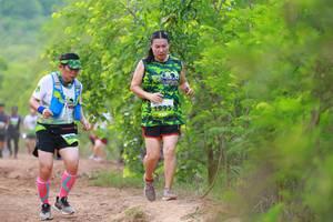 BIB: 1995
                            <button type="button" onclick="openModal(3586594)" class="btn btn-primary btn-sm float-right btn-popup" data-toggle="modal" data-target=".modal-high-quality">
                        <i class="fas fa-shopping-cart"></i> Add to Cart
                    </button>
                                            <button type="button" onclick="isThisMe(3586594, true)" class="btn btn-success btn-sm float-right btn-popup btn-isme hidden" data-toggle="tooltip" data-placement="bottom" title="นี่คือรูปของคุณใช่ไหม คลิกที่นี่เพื่อเอาเข้าอัลบั้ม">
                        <i class="fas fa-plus"></i> Add to album
                    </button>
                    <button type="button" onclick="isThisMe(3586594, false)" class="btn btn-warning btn-sm float-right btn-popup btn-isnotme hidden">
                        <i class="fas fa-ban"></i> Remove from album
                    </button>