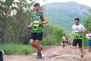 BIB: 2633, 1916
                            <button type="button" onclick="openModal(3586082)" class="btn btn-primary btn-sm float-right btn-popup" data-toggle="modal" data-target=".modal-high-quality">
                        <i class="fas fa-shopping-cart"></i> Add to Cart
                    </button>
                                            <button type="button" onclick="isThisMe(3586082, true)" class="btn btn-success btn-sm float-right btn-popup btn-isme hidden" data-toggle="tooltip" data-placement="bottom" title="นี่คือรูปของคุณใช่ไหม คลิกที่นี่เพื่อเอาเข้าอัลบั้ม">
                        <i class="fas fa-plus"></i> Add to album
                    </button>
                    <button type="button" onclick="isThisMe(3586082, false)" class="btn btn-warning btn-sm float-right btn-popup btn-isnotme hidden">
                        <i class="fas fa-ban"></i> Remove from album
                    </button>