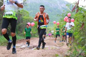 BIB: 2104, 2656
                            <button type="button" onclick="openModal(3586237)" class="btn btn-primary btn-sm float-right btn-popup" data-toggle="modal" data-target=".modal-high-quality">
                        <i class="fas fa-shopping-cart"></i> Add to Cart
                    </button>
                                            <button type="button" onclick="isThisMe(3586237, true)" class="btn btn-success btn-sm float-right btn-popup btn-isme hidden" data-toggle="tooltip" data-placement="bottom" title="นี่คือรูปของคุณใช่ไหม คลิกที่นี่เพื่อเอาเข้าอัลบั้ม">
                        <i class="fas fa-plus"></i> Add to album
                    </button>
                    <button type="button" onclick="isThisMe(3586237, false)" class="btn btn-warning btn-sm float-right btn-popup btn-isnotme hidden">
                        <i class="fas fa-ban"></i> Remove from album
                    </button>