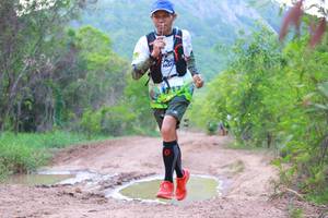 BIB: 1712
                            <button type="button" onclick="openModal(3592797)" class="btn btn-primary btn-sm float-right btn-popup" data-toggle="modal" data-target=".modal-high-quality">
                        <i class="fas fa-shopping-cart"></i> Add to Cart
                    </button>
                                            <button type="button" onclick="isThisMe(3592797, true)" class="btn btn-success btn-sm float-right btn-popup btn-isme hidden" data-toggle="tooltip" data-placement="bottom" title="นี่คือรูปของคุณใช่ไหม คลิกที่นี่เพื่อเอาเข้าอัลบั้ม">
                        <i class="fas fa-plus"></i> Add to album
                    </button>
                    <button type="button" onclick="isThisMe(3592797, false)" class="btn btn-warning btn-sm float-right btn-popup btn-isnotme hidden">
                        <i class="fas fa-ban"></i> Remove from album
                    </button>