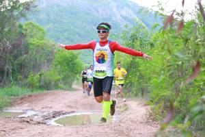 BIB: 2206
                            <button type="button" onclick="openModal(3593183)" class="btn btn-primary btn-sm float-right btn-popup" data-toggle="modal" data-target=".modal-high-quality">
                        <i class="fas fa-shopping-cart"></i> Add to Cart
                    </button>
                                            <button type="button" onclick="isThisMe(3593183, true)" class="btn btn-success btn-sm float-right btn-popup btn-isme hidden" data-toggle="tooltip" data-placement="bottom" title="นี่คือรูปของคุณใช่ไหม คลิกที่นี่เพื่อเอาเข้าอัลบั้ม">
                        <i class="fas fa-plus"></i> Add to album
                    </button>
                    <button type="button" onclick="isThisMe(3593183, false)" class="btn btn-warning btn-sm float-right btn-popup btn-isnotme hidden">
                        <i class="fas fa-ban"></i> Remove from album
                    </button>