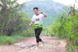 BIB: 2400
                            <button type="button" onclick="openModal(3595676)" class="btn btn-primary btn-sm float-right btn-popup" data-toggle="modal" data-target=".modal-high-quality">
                        <i class="fas fa-shopping-cart"></i> Add to Cart
                    </button>
                                            <button type="button" onclick="isThisMe(3595676, true)" class="btn btn-success btn-sm float-right btn-popup btn-isme hidden" data-toggle="tooltip" data-placement="bottom" title="นี่คือรูปของคุณใช่ไหม คลิกที่นี่เพื่อเอาเข้าอัลบั้ม">
                        <i class="fas fa-plus"></i> Add to album
                    </button>
                    <button type="button" onclick="isThisMe(3595676, false)" class="btn btn-warning btn-sm float-right btn-popup btn-isnotme hidden">
                        <i class="fas fa-ban"></i> Remove from album
                    </button>