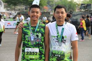 BIB: 0627, 2352
                            <button type="button" onclick="openModal(3631171)" class="btn btn-primary btn-sm float-right btn-popup" data-toggle="modal" data-target=".modal-high-quality">
                        <i class="fas fa-shopping-cart"></i> Add to Cart
                    </button>
                                            <button type="button" onclick="isThisMe(3631171, true)" class="btn btn-success btn-sm float-right btn-popup btn-isme hidden" data-toggle="tooltip" data-placement="bottom" title="นี่คือรูปของคุณใช่ไหม คลิกที่นี่เพื่อเอาเข้าอัลบั้ม">
                        <i class="fas fa-plus"></i> Add to album
                    </button>
                    <button type="button" onclick="isThisMe(3631171, false)" class="btn btn-warning btn-sm float-right btn-popup btn-isnotme hidden">
                        <i class="fas fa-ban"></i> Remove from album
                    </button>