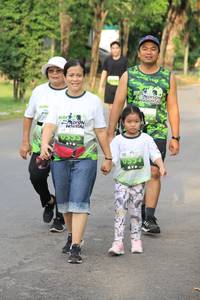 BIB: 
                            <button type="button" onclick="openModal(3625903)" class="btn btn-primary btn-sm float-right btn-popup" data-toggle="modal" data-target=".modal-high-quality">
                        <i class="fas fa-shopping-cart"></i> Add to Cart
                    </button>
                                            <button type="button" onclick="isThisMe(3625903, true)" class="btn btn-success btn-sm float-right btn-popup btn-isme hidden" data-toggle="tooltip" data-placement="bottom" title="นี่คือรูปของคุณใช่ไหม คลิกที่นี่เพื่อเอาเข้าอัลบั้ม">
                        <i class="fas fa-plus"></i> Add to album
                    </button>
                    <button type="button" onclick="isThisMe(3625903, false)" class="btn btn-warning btn-sm float-right btn-popup btn-isnotme hidden">
                        <i class="fas fa-ban"></i> Remove from album
                    </button>