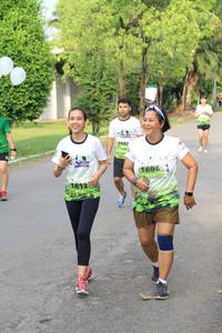 BIB: 2153, 1612
                            <button type="button" onclick="openModal(3627726)" class="btn btn-primary btn-sm float-right btn-popup" data-toggle="modal" data-target=".modal-high-quality">
                        <i class="fas fa-shopping-cart"></i> Add to Cart
                    </button>
                                            <button type="button" onclick="isThisMe(3627726, true)" class="btn btn-success btn-sm float-right btn-popup btn-isme hidden" data-toggle="tooltip" data-placement="bottom" title="นี่คือรูปของคุณใช่ไหม คลิกที่นี่เพื่อเอาเข้าอัลบั้ม">
                        <i class="fas fa-plus"></i> Add to album
                    </button>
                    <button type="button" onclick="isThisMe(3627726, false)" class="btn btn-warning btn-sm float-right btn-popup btn-isnotme hidden">
                        <i class="fas fa-ban"></i> Remove from album
                    </button>