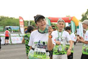 BIB: 105
                            <button type="button" onclick="openModal(3630269)" class="btn btn-primary btn-sm float-right btn-popup" data-toggle="modal" data-target=".modal-high-quality">
                        <i class="fas fa-shopping-cart"></i> Add to Cart
                    </button>
                                            <button type="button" onclick="isThisMe(3630269, true)" class="btn btn-success btn-sm float-right btn-popup btn-isme hidden" data-toggle="tooltip" data-placement="bottom" title="นี่คือรูปของคุณใช่ไหม คลิกที่นี่เพื่อเอาเข้าอัลบั้ม">
                        <i class="fas fa-plus"></i> Add to album
                    </button>
                    <button type="button" onclick="isThisMe(3630269, false)" class="btn btn-warning btn-sm float-right btn-popup btn-isnotme hidden">
                        <i class="fas fa-ban"></i> Remove from album
                    </button>