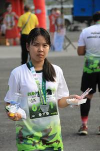 BIB: 
                            <button type="button" onclick="openModal(3631313)" class="btn btn-primary btn-sm float-right btn-popup" data-toggle="modal" data-target=".modal-high-quality">
                        <i class="fas fa-shopping-cart"></i> Add to Cart
                    </button>
                                            <button type="button" onclick="isThisMe(3631313, true)" class="btn btn-success btn-sm float-right btn-popup btn-isme hidden" data-toggle="tooltip" data-placement="bottom" title="นี่คือรูปของคุณใช่ไหม คลิกที่นี่เพื่อเอาเข้าอัลบั้ม">
                        <i class="fas fa-plus"></i> Add to album
                    </button>
                    <button type="button" onclick="isThisMe(3631313, false)" class="btn btn-warning btn-sm float-right btn-popup btn-isnotme hidden">
                        <i class="fas fa-ban"></i> Remove from album
                    </button>