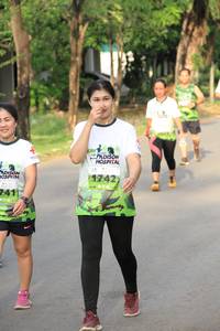 BIB: 1742
                            <button type="button" onclick="openModal(3626613)" class="btn btn-primary btn-sm float-right btn-popup" data-toggle="modal" data-target=".modal-high-quality">
                        <i class="fas fa-shopping-cart"></i> Add to Cart
                    </button>
                                            <button type="button" onclick="isThisMe(3626613, true)" class="btn btn-success btn-sm float-right btn-popup btn-isme hidden" data-toggle="tooltip" data-placement="bottom" title="นี่คือรูปของคุณใช่ไหม คลิกที่นี่เพื่อเอาเข้าอัลบั้ม">
                        <i class="fas fa-plus"></i> Add to album
                    </button>
                    <button type="button" onclick="isThisMe(3626613, false)" class="btn btn-warning btn-sm float-right btn-popup btn-isnotme hidden">
                        <i class="fas fa-ban"></i> Remove from album
                    </button>