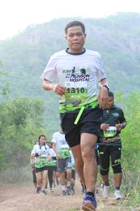 BIB: 1310
                            <button type="button" onclick="openModal(3603895)" class="btn btn-primary btn-sm float-right btn-popup" data-toggle="modal" data-target=".modal-high-quality">
                        <i class="fas fa-shopping-cart"></i> Add to Cart
                    </button>
                                            <button type="button" onclick="isThisMe(3603895, true)" class="btn btn-success btn-sm float-right btn-popup btn-isme hidden" data-toggle="tooltip" data-placement="bottom" title="นี่คือรูปของคุณใช่ไหม คลิกที่นี่เพื่อเอาเข้าอัลบั้ม">
                        <i class="fas fa-plus"></i> Add to album
                    </button>
                    <button type="button" onclick="isThisMe(3603895, false)" class="btn btn-warning btn-sm float-right btn-popup btn-isnotme hidden">
                        <i class="fas fa-ban"></i> Remove from album
                    </button>