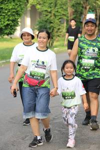 BIB: 9543
                            <button type="button" onclick="openModal(3626092)" class="btn btn-primary btn-sm float-right btn-popup" data-toggle="modal" data-target=".modal-high-quality">
                        <i class="fas fa-shopping-cart"></i> Add to Cart
                    </button>
                                            <button type="button" onclick="isThisMe(3626092, true)" class="btn btn-success btn-sm float-right btn-popup btn-isme hidden" data-toggle="tooltip" data-placement="bottom" title="นี่คือรูปของคุณใช่ไหม คลิกที่นี่เพื่อเอาเข้าอัลบั้ม">
                        <i class="fas fa-plus"></i> Add to album
                    </button>
                    <button type="button" onclick="isThisMe(3626092, false)" class="btn btn-warning btn-sm float-right btn-popup btn-isnotme hidden">
                        <i class="fas fa-ban"></i> Remove from album
                    </button>