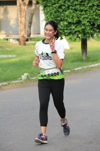 BIB: 1400
                            <button type="button" onclick="openModal(3625584)" class="btn btn-primary btn-sm float-right btn-popup" data-toggle="modal" data-target=".modal-high-quality">
                        <i class="fas fa-shopping-cart"></i> Add to Cart
                    </button>
                                            <button type="button" onclick="isThisMe(3625584, true)" class="btn btn-success btn-sm float-right btn-popup btn-isme hidden" data-toggle="tooltip" data-placement="bottom" title="นี่คือรูปของคุณใช่ไหม คลิกที่นี่เพื่อเอาเข้าอัลบั้ม">
                        <i class="fas fa-plus"></i> Add to album
                    </button>
                    <button type="button" onclick="isThisMe(3625584, false)" class="btn btn-warning btn-sm float-right btn-popup btn-isnotme hidden">
                        <i class="fas fa-ban"></i> Remove from album
                    </button>