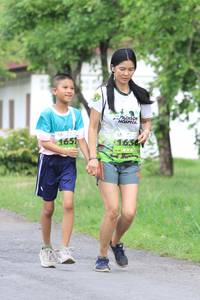 BIB: 
                            <button type="button" onclick="openModal(3629227)" class="btn btn-primary btn-sm float-right btn-popup" data-toggle="modal" data-target=".modal-high-quality">
                        <i class="fas fa-shopping-cart"></i> Add to Cart
                    </button>
                                            <button type="button" onclick="isThisMe(3629227, true)" class="btn btn-success btn-sm float-right btn-popup btn-isme hidden" data-toggle="tooltip" data-placement="bottom" title="นี่คือรูปของคุณใช่ไหม คลิกที่นี่เพื่อเอาเข้าอัลบั้ม">
                        <i class="fas fa-plus"></i> Add to album
                    </button>
                    <button type="button" onclick="isThisMe(3629227, false)" class="btn btn-warning btn-sm float-right btn-popup btn-isnotme hidden">
                        <i class="fas fa-ban"></i> Remove from album
                    </button>