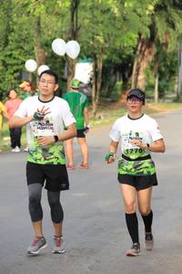 BIB: 
                            <button type="button" onclick="openModal(3627636)" class="btn btn-primary btn-sm float-right btn-popup" data-toggle="modal" data-target=".modal-high-quality">
                        <i class="fas fa-shopping-cart"></i> Add to Cart
                    </button>
                                            <button type="button" onclick="isThisMe(3627636, true)" class="btn btn-success btn-sm float-right btn-popup btn-isme hidden" data-toggle="tooltip" data-placement="bottom" title="นี่คือรูปของคุณใช่ไหม คลิกที่นี่เพื่อเอาเข้าอัลบั้ม">
                        <i class="fas fa-plus"></i> Add to album
                    </button>
                    <button type="button" onclick="isThisMe(3627636, false)" class="btn btn-warning btn-sm float-right btn-popup btn-isnotme hidden">
                        <i class="fas fa-ban"></i> Remove from album
                    </button>