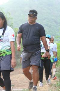 BIB: 952
                            <button type="button" onclick="openModal(3613995)" class="btn btn-primary btn-sm float-right btn-popup" data-toggle="modal" data-target=".modal-high-quality">
                        <i class="fas fa-shopping-cart"></i> Add to Cart
                    </button>
                                            <button type="button" onclick="isThisMe(3613995, true)" class="btn btn-success btn-sm float-right btn-popup btn-isme hidden" data-toggle="tooltip" data-placement="bottom" title="นี่คือรูปของคุณใช่ไหม คลิกที่นี่เพื่อเอาเข้าอัลบั้ม">
                        <i class="fas fa-plus"></i> Add to album
                    </button>
                    <button type="button" onclick="isThisMe(3613995, false)" class="btn btn-warning btn-sm float-right btn-popup btn-isnotme hidden">
                        <i class="fas fa-ban"></i> Remove from album
                    </button>