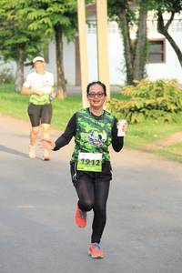 BIB: 1912
                            <button type="button" onclick="openModal(3627055)" class="btn btn-primary btn-sm float-right btn-popup" data-toggle="modal" data-target=".modal-high-quality">
                        <i class="fas fa-shopping-cart"></i> Add to Cart
                    </button>
                                            <button type="button" onclick="isThisMe(3627055, true)" class="btn btn-success btn-sm float-right btn-popup btn-isme hidden" data-toggle="tooltip" data-placement="bottom" title="นี่คือรูปของคุณใช่ไหม คลิกที่นี่เพื่อเอาเข้าอัลบั้ม">
                        <i class="fas fa-plus"></i> Add to album
                    </button>
                    <button type="button" onclick="isThisMe(3627055, false)" class="btn btn-warning btn-sm float-right btn-popup btn-isnotme hidden">
                        <i class="fas fa-ban"></i> Remove from album
                    </button>