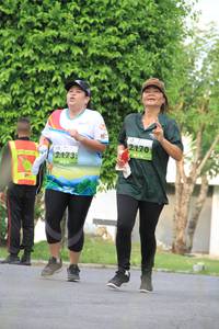 BIB: 2170, 2173
                            <button type="button" onclick="openModal(3628938)" class="btn btn-primary btn-sm float-right btn-popup" data-toggle="modal" data-target=".modal-high-quality">
                        <i class="fas fa-shopping-cart"></i> Add to Cart
                    </button>
                                            <button type="button" onclick="isThisMe(3628938, true)" class="btn btn-success btn-sm float-right btn-popup btn-isme hidden" data-toggle="tooltip" data-placement="bottom" title="นี่คือรูปของคุณใช่ไหม คลิกที่นี่เพื่อเอาเข้าอัลบั้ม">
                        <i class="fas fa-plus"></i> Add to album
                    </button>
                    <button type="button" onclick="isThisMe(3628938, false)" class="btn btn-warning btn-sm float-right btn-popup btn-isnotme hidden">
                        <i class="fas fa-ban"></i> Remove from album
                    </button>