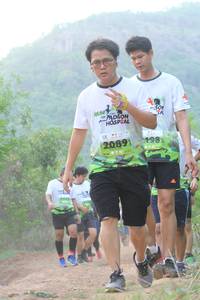 BIB: 2089, 198
                            <button type="button" onclick="openModal(3604204)" class="btn btn-primary btn-sm float-right btn-popup" data-toggle="modal" data-target=".modal-high-quality">
                        <i class="fas fa-shopping-cart"></i> Add to Cart
                    </button>
                                            <button type="button" onclick="isThisMe(3604204, true)" class="btn btn-success btn-sm float-right btn-popup btn-isme hidden" data-toggle="tooltip" data-placement="bottom" title="นี่คือรูปของคุณใช่ไหม คลิกที่นี่เพื่อเอาเข้าอัลบั้ม">
                        <i class="fas fa-plus"></i> Add to album
                    </button>
                    <button type="button" onclick="isThisMe(3604204, false)" class="btn btn-warning btn-sm float-right btn-popup btn-isnotme hidden">
                        <i class="fas fa-ban"></i> Remove from album
                    </button>