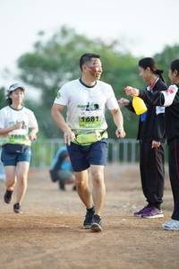 BIB: 1681
                            <button type="button" onclick="openModal(3690375)" class="btn btn-primary btn-sm float-right btn-popup" data-toggle="modal" data-target=".modal-high-quality">
                        <i class="fas fa-shopping-cart"></i> Add to Cart
                    </button>
                                            <button type="button" onclick="isThisMe(3690375, true)" class="btn btn-success btn-sm float-right btn-popup btn-isme hidden" data-toggle="tooltip" data-placement="bottom" title="นี่คือรูปของคุณใช่ไหม คลิกที่นี่เพื่อเอาเข้าอัลบั้ม">
                        <i class="fas fa-plus"></i> Add to album
                    </button>
                    <button type="button" onclick="isThisMe(3690375, false)" class="btn btn-warning btn-sm float-right btn-popup btn-isnotme hidden">
                        <i class="fas fa-ban"></i> Remove from album
                    </button>