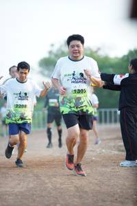 BIB: 1305, 2208
                            <button type="button" onclick="openModal(3687334)" class="btn btn-primary btn-sm float-right btn-popup" data-toggle="modal" data-target=".modal-high-quality">
                        <i class="fas fa-shopping-cart"></i> Add to Cart
                    </button>
                                            <button type="button" onclick="isThisMe(3687334, true)" class="btn btn-success btn-sm float-right btn-popup btn-isme hidden" data-toggle="tooltip" data-placement="bottom" title="นี่คือรูปของคุณใช่ไหม คลิกที่นี่เพื่อเอาเข้าอัลบั้ม">
                        <i class="fas fa-plus"></i> Add to album
                    </button>
                    <button type="button" onclick="isThisMe(3687334, false)" class="btn btn-warning btn-sm float-right btn-popup btn-isnotme hidden">
                        <i class="fas fa-ban"></i> Remove from album
                    </button>