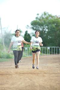 BIB: 1346
                            <button type="button" onclick="openModal(3690859)" class="btn btn-primary btn-sm float-right btn-popup" data-toggle="modal" data-target=".modal-high-quality">
                        <i class="fas fa-shopping-cart"></i> Add to Cart
                    </button>
                                            <button type="button" onclick="isThisMe(3690859, true)" class="btn btn-success btn-sm float-right btn-popup btn-isme hidden" data-toggle="tooltip" data-placement="bottom" title="นี่คือรูปของคุณใช่ไหม คลิกที่นี่เพื่อเอาเข้าอัลบั้ม">
                        <i class="fas fa-plus"></i> Add to album
                    </button>
                    <button type="button" onclick="isThisMe(3690859, false)" class="btn btn-warning btn-sm float-right btn-popup btn-isnotme hidden">
                        <i class="fas fa-ban"></i> Remove from album
                    </button>