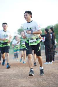 BIB: 1453
                            <button type="button" onclick="openModal(3687357)" class="btn btn-primary btn-sm float-right btn-popup" data-toggle="modal" data-target=".modal-high-quality">
                        <i class="fas fa-shopping-cart"></i> Add to Cart
                    </button>
                                            <button type="button" onclick="isThisMe(3687357, true)" class="btn btn-success btn-sm float-right btn-popup btn-isme hidden" data-toggle="tooltip" data-placement="bottom" title="นี่คือรูปของคุณใช่ไหม คลิกที่นี่เพื่อเอาเข้าอัลบั้ม">
                        <i class="fas fa-plus"></i> Add to album
                    </button>
                    <button type="button" onclick="isThisMe(3687357, false)" class="btn btn-warning btn-sm float-right btn-popup btn-isnotme hidden">
                        <i class="fas fa-ban"></i> Remove from album
                    </button>