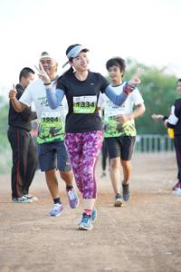 BIB: 1334, 1904
                            <button type="button" onclick="openModal(3688207)" class="btn btn-primary btn-sm float-right btn-popup" data-toggle="modal" data-target=".modal-high-quality">
                        <i class="fas fa-shopping-cart"></i> Add to Cart
                    </button>
                                            <button type="button" onclick="isThisMe(3688207, true)" class="btn btn-success btn-sm float-right btn-popup btn-isme hidden" data-toggle="tooltip" data-placement="bottom" title="นี่คือรูปของคุณใช่ไหม คลิกที่นี่เพื่อเอาเข้าอัลบั้ม">
                        <i class="fas fa-plus"></i> Add to album
                    </button>
                    <button type="button" onclick="isThisMe(3688207, false)" class="btn btn-warning btn-sm float-right btn-popup btn-isnotme hidden">
                        <i class="fas fa-ban"></i> Remove from album
                    </button>