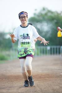 BIB: 2010
                            <button type="button" onclick="openModal(3687925)" class="btn btn-primary btn-sm float-right btn-popup" data-toggle="modal" data-target=".modal-high-quality">
                        <i class="fas fa-shopping-cart"></i> Add to Cart
                    </button>
                                            <button type="button" onclick="isThisMe(3687925, true)" class="btn btn-success btn-sm float-right btn-popup btn-isme hidden" data-toggle="tooltip" data-placement="bottom" title="นี่คือรูปของคุณใช่ไหม คลิกที่นี่เพื่อเอาเข้าอัลบั้ม">
                        <i class="fas fa-plus"></i> Add to album
                    </button>
                    <button type="button" onclick="isThisMe(3687925, false)" class="btn btn-warning btn-sm float-right btn-popup btn-isnotme hidden">
                        <i class="fas fa-ban"></i> Remove from album
                    </button>