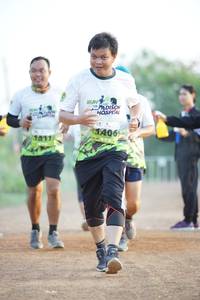 BIB: 1406
                            <button type="button" onclick="openModal(3688606)" class="btn btn-primary btn-sm float-right btn-popup" data-toggle="modal" data-target=".modal-high-quality">
                        <i class="fas fa-shopping-cart"></i> Add to Cart
                    </button>
                                            <button type="button" onclick="isThisMe(3688606, true)" class="btn btn-success btn-sm float-right btn-popup btn-isme hidden" data-toggle="tooltip" data-placement="bottom" title="นี่คือรูปของคุณใช่ไหม คลิกที่นี่เพื่อเอาเข้าอัลบั้ม">
                        <i class="fas fa-plus"></i> Add to album
                    </button>
                    <button type="button" onclick="isThisMe(3688606, false)" class="btn btn-warning btn-sm float-right btn-popup btn-isnotme hidden">
                        <i class="fas fa-ban"></i> Remove from album
                    </button>