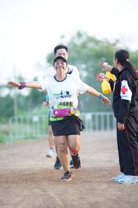 BIB: 1485
                            <button type="button" onclick="openModal(3686581)" class="btn btn-primary btn-sm float-right btn-popup" data-toggle="modal" data-target=".modal-high-quality">
                        <i class="fas fa-shopping-cart"></i> Add to Cart
                    </button>
                                            <button type="button" onclick="isThisMe(3686581, true)" class="btn btn-success btn-sm float-right btn-popup btn-isme hidden" data-toggle="tooltip" data-placement="bottom" title="นี่คือรูปของคุณใช่ไหม คลิกที่นี่เพื่อเอาเข้าอัลบั้ม">
                        <i class="fas fa-plus"></i> Add to album
                    </button>
                    <button type="button" onclick="isThisMe(3686581, false)" class="btn btn-warning btn-sm float-right btn-popup btn-isnotme hidden">
                        <i class="fas fa-ban"></i> Remove from album
                    </button>