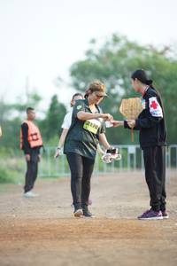 BIB: 2170
                            <button type="button" onclick="openModal(3690060)" class="btn btn-primary btn-sm float-right btn-popup" data-toggle="modal" data-target=".modal-high-quality">
                        <i class="fas fa-shopping-cart"></i> Add to Cart
                    </button>
                                            <button type="button" onclick="isThisMe(3690060, true)" class="btn btn-success btn-sm float-right btn-popup btn-isme hidden" data-toggle="tooltip" data-placement="bottom" title="นี่คือรูปของคุณใช่ไหม คลิกที่นี่เพื่อเอาเข้าอัลบั้ม">
                        <i class="fas fa-plus"></i> Add to album
                    </button>
                    <button type="button" onclick="isThisMe(3690060, false)" class="btn btn-warning btn-sm float-right btn-popup btn-isnotme hidden">
                        <i class="fas fa-ban"></i> Remove from album
                    </button>