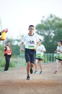 BIB: 1360
                            <button type="button" onclick="openModal(3688160)" class="btn btn-primary btn-sm float-right btn-popup" data-toggle="modal" data-target=".modal-high-quality">
                        <i class="fas fa-shopping-cart"></i> Add to Cart
                    </button>
                                            <button type="button" onclick="isThisMe(3688160, true)" class="btn btn-success btn-sm float-right btn-popup btn-isme hidden" data-toggle="tooltip" data-placement="bottom" title="นี่คือรูปของคุณใช่ไหม คลิกที่นี่เพื่อเอาเข้าอัลบั้ม">
                        <i class="fas fa-plus"></i> Add to album
                    </button>
                    <button type="button" onclick="isThisMe(3688160, false)" class="btn btn-warning btn-sm float-right btn-popup btn-isnotme hidden">
                        <i class="fas fa-ban"></i> Remove from album
                    </button>