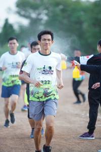 BIB: 1722
                            <button type="button" onclick="openModal(3685659)" class="btn btn-primary btn-sm float-right btn-popup" data-toggle="modal" data-target=".modal-high-quality">
                        <i class="fas fa-shopping-cart"></i> Add to Cart
                    </button>
                                            <button type="button" onclick="isThisMe(3685659, true)" class="btn btn-success btn-sm float-right btn-popup btn-isme hidden" data-toggle="tooltip" data-placement="bottom" title="นี่คือรูปของคุณใช่ไหม คลิกที่นี่เพื่อเอาเข้าอัลบั้ม">
                        <i class="fas fa-plus"></i> Add to album
                    </button>
                    <button type="button" onclick="isThisMe(3685659, false)" class="btn btn-warning btn-sm float-right btn-popup btn-isnotme hidden">
                        <i class="fas fa-ban"></i> Remove from album
                    </button>