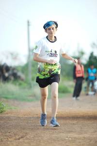 BIB: 1426
                            <button type="button" onclick="openModal(3690285)" class="btn btn-primary btn-sm float-right btn-popup" data-toggle="modal" data-target=".modal-high-quality">
                        <i class="fas fa-shopping-cart"></i> Add to Cart
                    </button>
                                            <button type="button" onclick="isThisMe(3690285, true)" class="btn btn-success btn-sm float-right btn-popup btn-isme hidden" data-toggle="tooltip" data-placement="bottom" title="นี่คือรูปของคุณใช่ไหม คลิกที่นี่เพื่อเอาเข้าอัลบั้ม">
                        <i class="fas fa-plus"></i> Add to album
                    </button>
                    <button type="button" onclick="isThisMe(3690285, false)" class="btn btn-warning btn-sm float-right btn-popup btn-isnotme hidden">
                        <i class="fas fa-ban"></i> Remove from album
                    </button>