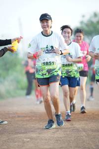 BIB: 1851
                            <button type="button" onclick="openModal(3688177)" class="btn btn-primary btn-sm float-right btn-popup" data-toggle="modal" data-target=".modal-high-quality">
                        <i class="fas fa-shopping-cart"></i> Add to Cart
                    </button>
                                            <button type="button" onclick="isThisMe(3688177, true)" class="btn btn-success btn-sm float-right btn-popup btn-isme hidden" data-toggle="tooltip" data-placement="bottom" title="นี่คือรูปของคุณใช่ไหม คลิกที่นี่เพื่อเอาเข้าอัลบั้ม">
                        <i class="fas fa-plus"></i> Add to album
                    </button>
                    <button type="button" onclick="isThisMe(3688177, false)" class="btn btn-warning btn-sm float-right btn-popup btn-isnotme hidden">
                        <i class="fas fa-ban"></i> Remove from album
                    </button>