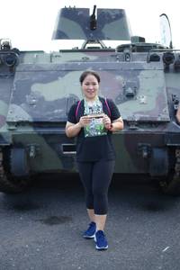 BIB: 47
                            <button type="button" onclick="openModal(3691206)" class="btn btn-primary btn-sm float-right btn-popup" data-toggle="modal" data-target=".modal-high-quality">
                        <i class="fas fa-shopping-cart"></i> Add to Cart
                    </button>
                                            <button type="button" onclick="isThisMe(3691206, true)" class="btn btn-success btn-sm float-right btn-popup btn-isme hidden" data-toggle="tooltip" data-placement="bottom" title="นี่คือรูปของคุณใช่ไหม คลิกที่นี่เพื่อเอาเข้าอัลบั้ม">
                        <i class="fas fa-plus"></i> Add to album
                    </button>
                    <button type="button" onclick="isThisMe(3691206, false)" class="btn btn-warning btn-sm float-right btn-popup btn-isnotme hidden">
                        <i class="fas fa-ban"></i> Remove from album
                    </button>