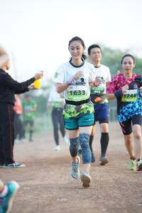 BIB: 1633, 944
                            <button type="button" onclick="openModal(3687377)" class="btn btn-primary btn-sm float-right btn-popup" data-toggle="modal" data-target=".modal-high-quality">
                        <i class="fas fa-shopping-cart"></i> Add to Cart
                    </button>
                                            <button type="button" onclick="isThisMe(3687377, true)" class="btn btn-success btn-sm float-right btn-popup btn-isme hidden" data-toggle="tooltip" data-placement="bottom" title="นี่คือรูปของคุณใช่ไหม คลิกที่นี่เพื่อเอาเข้าอัลบั้ม">
                        <i class="fas fa-plus"></i> Add to album
                    </button>
                    <button type="button" onclick="isThisMe(3687377, false)" class="btn btn-warning btn-sm float-right btn-popup btn-isnotme hidden">
                        <i class="fas fa-ban"></i> Remove from album
                    </button>