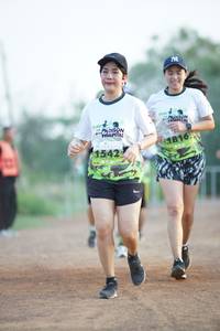 BIB: 1542
                            <button type="button" onclick="openModal(3687937)" class="btn btn-primary btn-sm float-right btn-popup" data-toggle="modal" data-target=".modal-high-quality">
                        <i class="fas fa-shopping-cart"></i> Add to Cart
                    </button>
                                            <button type="button" onclick="isThisMe(3687937, true)" class="btn btn-success btn-sm float-right btn-popup btn-isme hidden" data-toggle="tooltip" data-placement="bottom" title="นี่คือรูปของคุณใช่ไหม คลิกที่นี่เพื่อเอาเข้าอัลบั้ม">
                        <i class="fas fa-plus"></i> Add to album
                    </button>
                    <button type="button" onclick="isThisMe(3687937, false)" class="btn btn-warning btn-sm float-right btn-popup btn-isnotme hidden">
                        <i class="fas fa-ban"></i> Remove from album
                    </button>