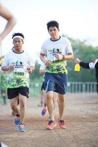 BIB: 1482
                            <button type="button" onclick="openModal(3687618)" class="btn btn-primary btn-sm float-right btn-popup" data-toggle="modal" data-target=".modal-high-quality">
                        <i class="fas fa-shopping-cart"></i> Add to Cart
                    </button>
                                            <button type="button" onclick="isThisMe(3687618, true)" class="btn btn-success btn-sm float-right btn-popup btn-isme hidden" data-toggle="tooltip" data-placement="bottom" title="นี่คือรูปของคุณใช่ไหม คลิกที่นี่เพื่อเอาเข้าอัลบั้ม">
                        <i class="fas fa-plus"></i> Add to album
                    </button>
                    <button type="button" onclick="isThisMe(3687618, false)" class="btn btn-warning btn-sm float-right btn-popup btn-isnotme hidden">
                        <i class="fas fa-ban"></i> Remove from album
                    </button>