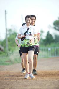 BIB: 1230
                            <button type="button" onclick="openModal(3689548)" class="btn btn-primary btn-sm float-right btn-popup" data-toggle="modal" data-target=".modal-high-quality">
                        <i class="fas fa-shopping-cart"></i> Add to Cart
                    </button>
                                            <button type="button" onclick="isThisMe(3689548, true)" class="btn btn-success btn-sm float-right btn-popup btn-isme hidden" data-toggle="tooltip" data-placement="bottom" title="นี่คือรูปของคุณใช่ไหม คลิกที่นี่เพื่อเอาเข้าอัลบั้ม">
                        <i class="fas fa-plus"></i> Add to album
                    </button>
                    <button type="button" onclick="isThisMe(3689548, false)" class="btn btn-warning btn-sm float-right btn-popup btn-isnotme hidden">
                        <i class="fas fa-ban"></i> Remove from album
                    </button>